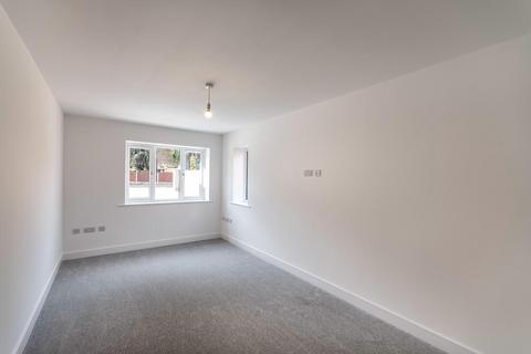 4 bedroom detached bungalow for sale, Ingham Road, Bawtry, Doncaster