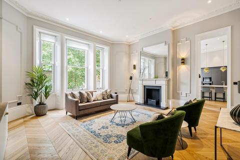 2 bedroom flat to rent, Gloucester Road, South Kensington, London, SW7