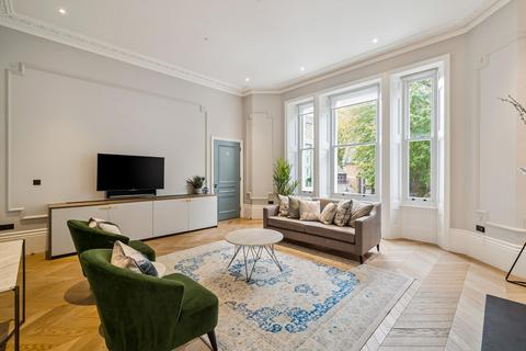 2 bedroom flat to rent, Gloucester Road, South Kensington, London, SW7