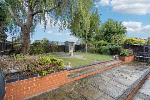 25 Martindale, Iver, SL0 0HY