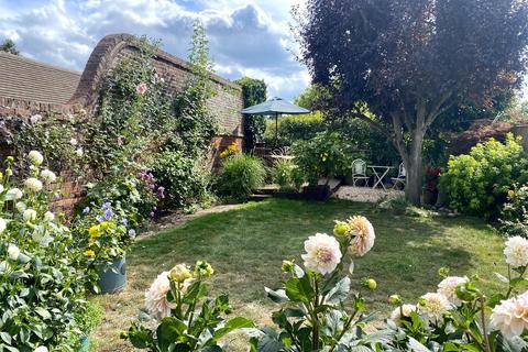 3 bedroom semi-detached house for sale, Ashes Lane, Hadlow, Tonbridge