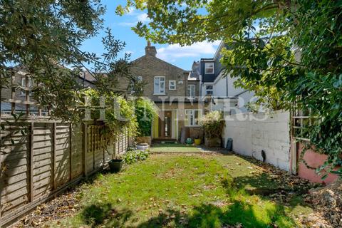 2 bedroom house for sale, Baronet Grove, London, N17
