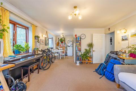 undefined, WESTLEIGH AVENUE, Leigh-On-Sea