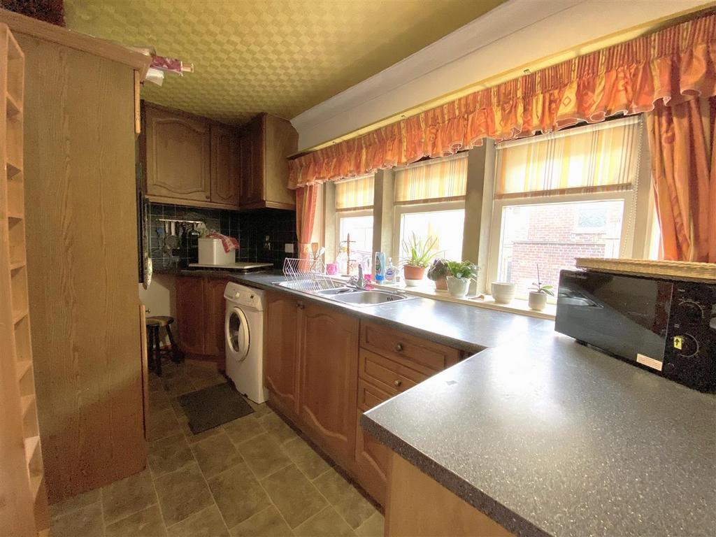 Bramleys Estate Agents - Kirby Row - Kirkheaton (6