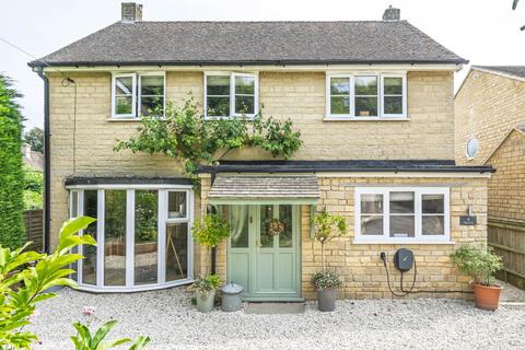 4 bedroom detached house for sale, Church End, Great Rollright