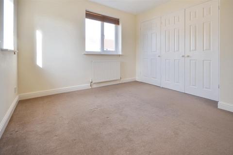 4 Campion Close, Wyke, Gillingham, SP8 4UG