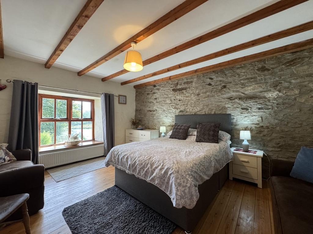 Front Bedroom 4