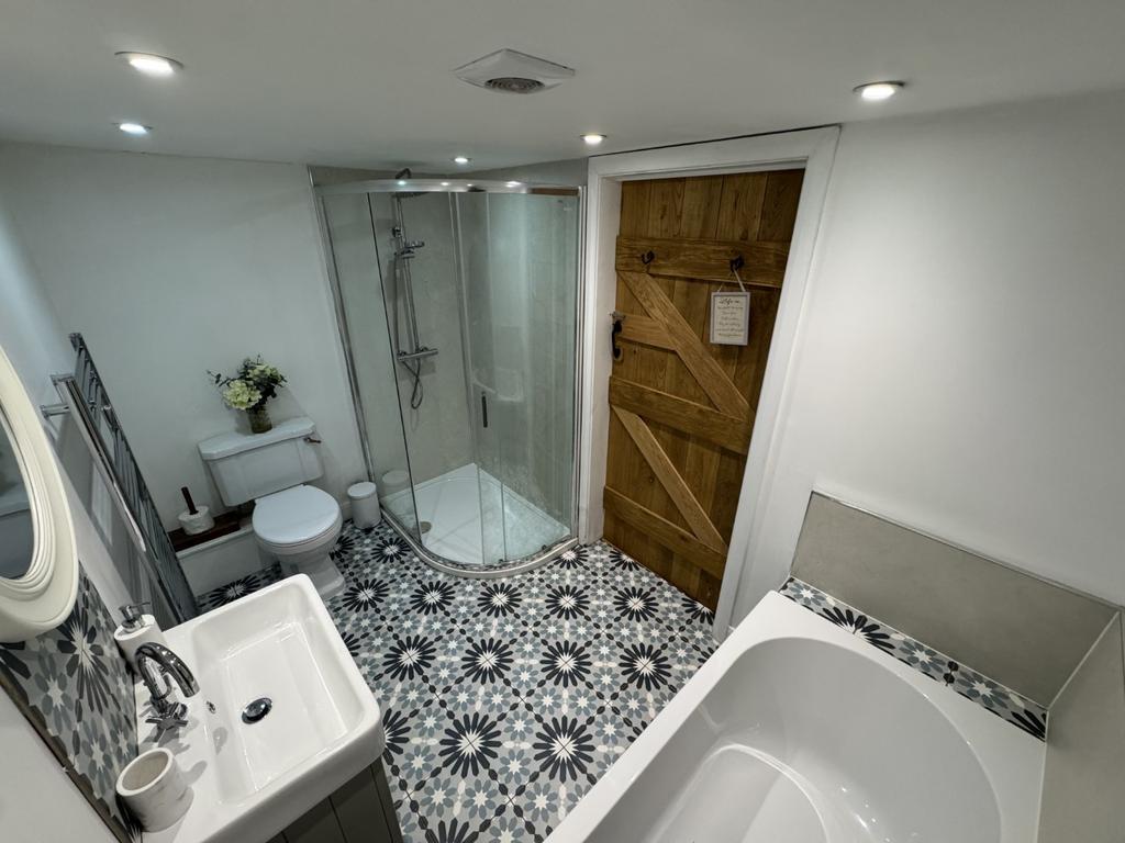 En Suite  4