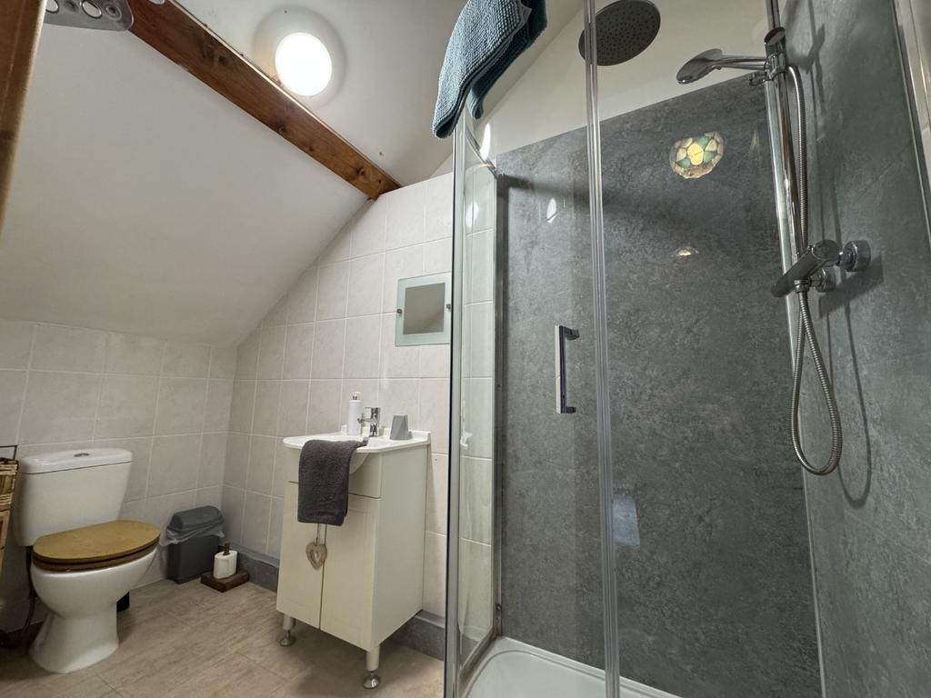 En Suite  2