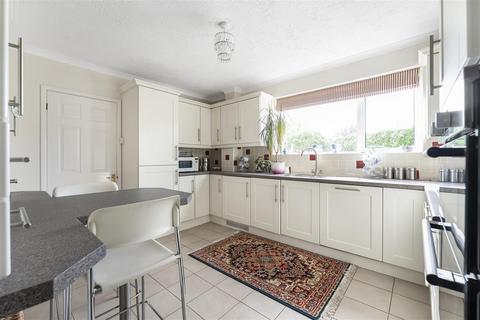undefined, Lovely detached home situated within peaceful Backwell cul de sac