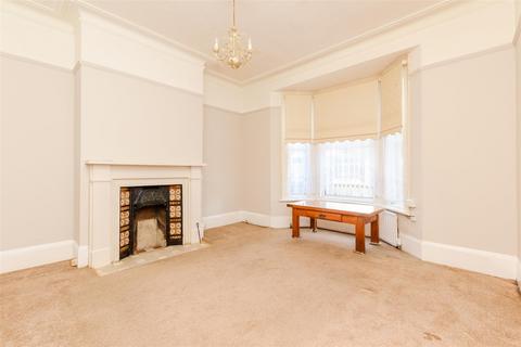 130 Old Road, Crayford, Dartford, DA1 4DY
