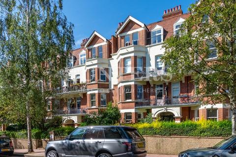 3 bedroom flat for sale, Honeybourne Road, West Hampstead, NW6