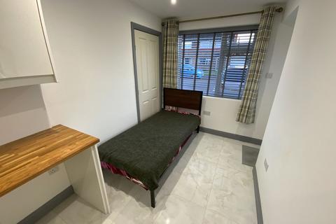 undefined, Hillfield Close, High Wycombe, HP13
