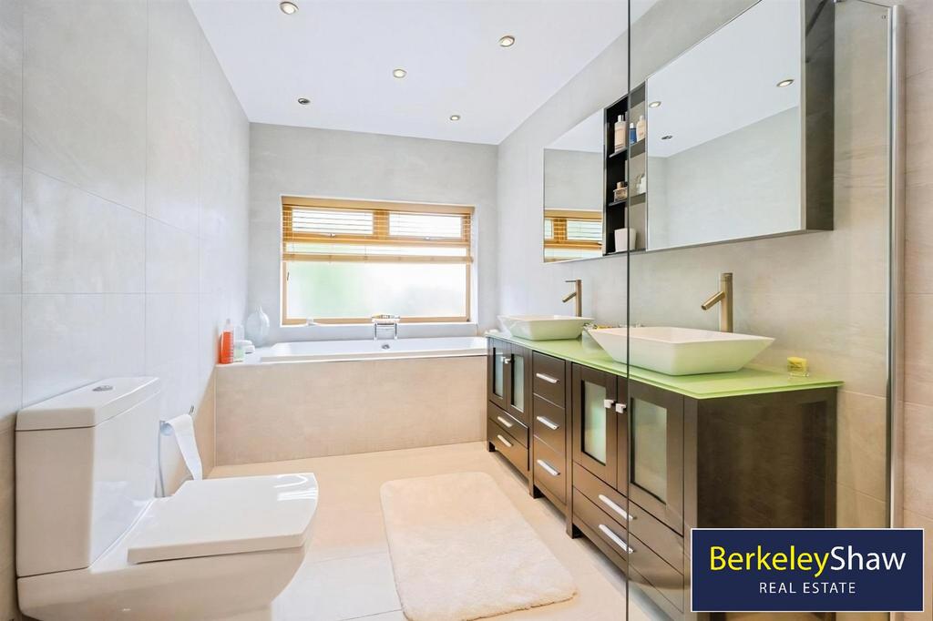 Family bathroom