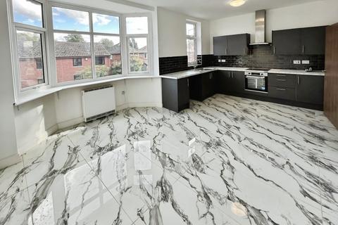 3 bedroom apartment to rent, Marsland Road, Greater Manchester M33