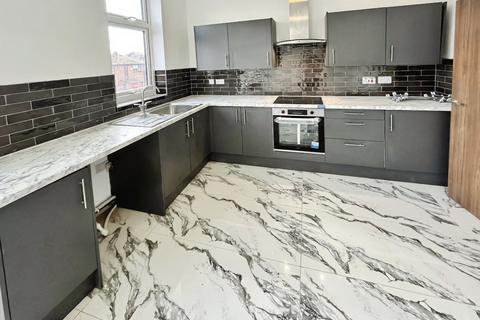 3 bedroom apartment to rent, Marsland Road, Greater Manchester M33
