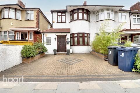 undefined, Uxbridge Road, Southall