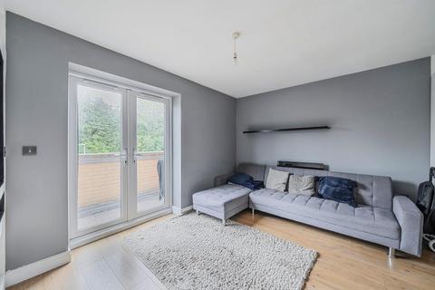 undefined, Wellesley Villas,  Crowthorne,  RG45
