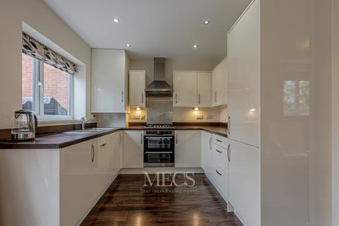 8 Chadwick Close, Birmingham, B45 8NN