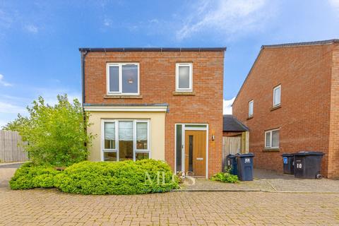 8 Chadwick Close, Birmingham, B45 8NN