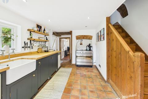 2 bedroom cottage for sale, Oving Road, Whitchurch, Aylesbury