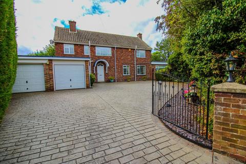 4 bedroom detached house for sale, Westwell Lane, Doncaster DN10