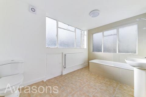 2 bedroom flat to rent, AMBERGATE STREET, KENNINGTON