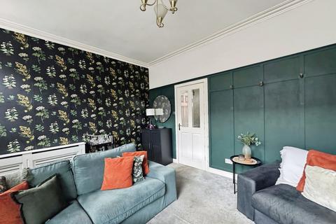 2 bedroom terraced house for sale, Prospect Terrace, Cleckheaton, BD19