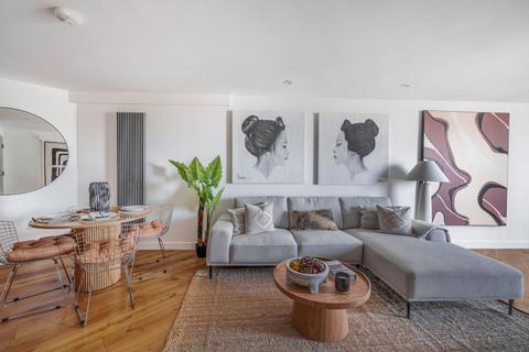 2 bedroom apartment for sale, Bermondsey Square, London, SE1