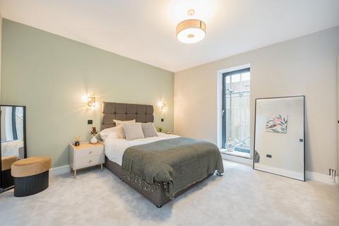 undefined, Elm Grove, Wimbledon SW19