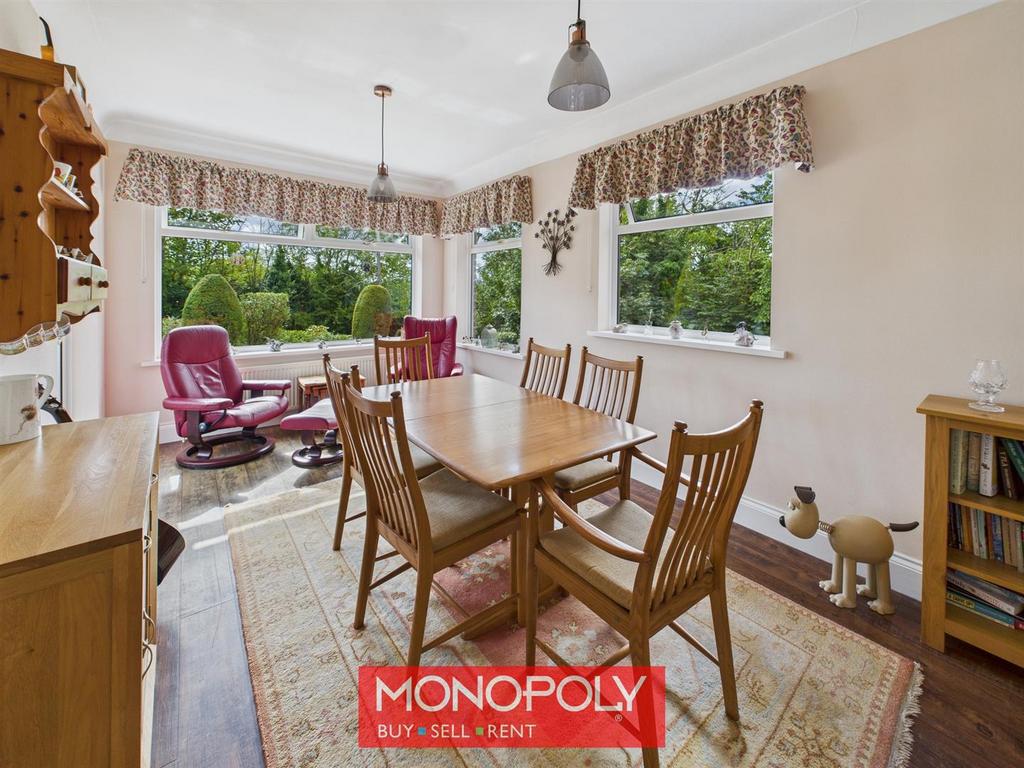 Dining Room..jpg