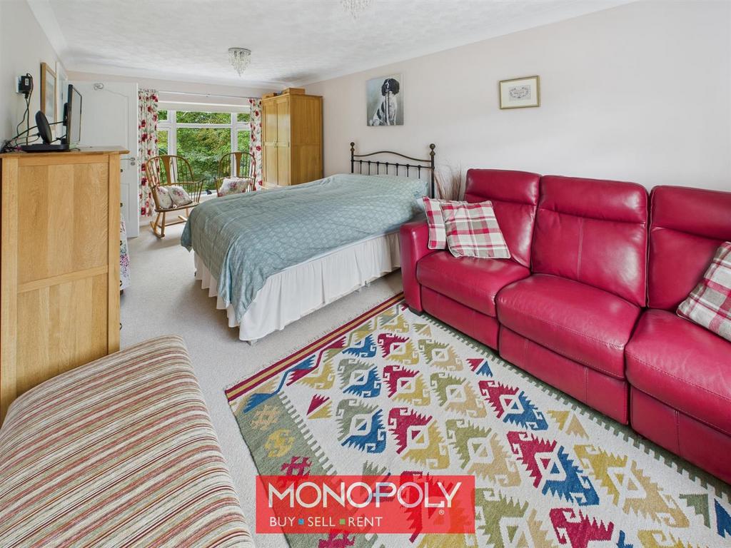 Bedroom 2.jpg