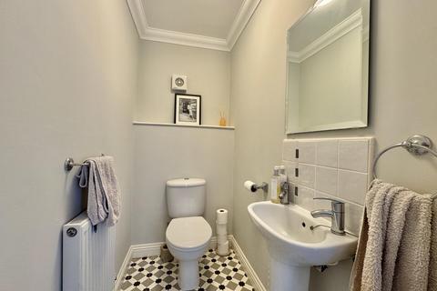 14 Belvedere, Truro, TR1 1UU