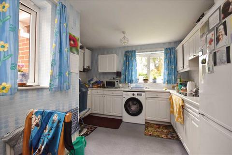 2 bedroom detached bungalow for sale, Lanchester Court, Leyland