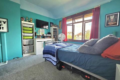 7 Newark Road, Gloucester, GL1 5TW