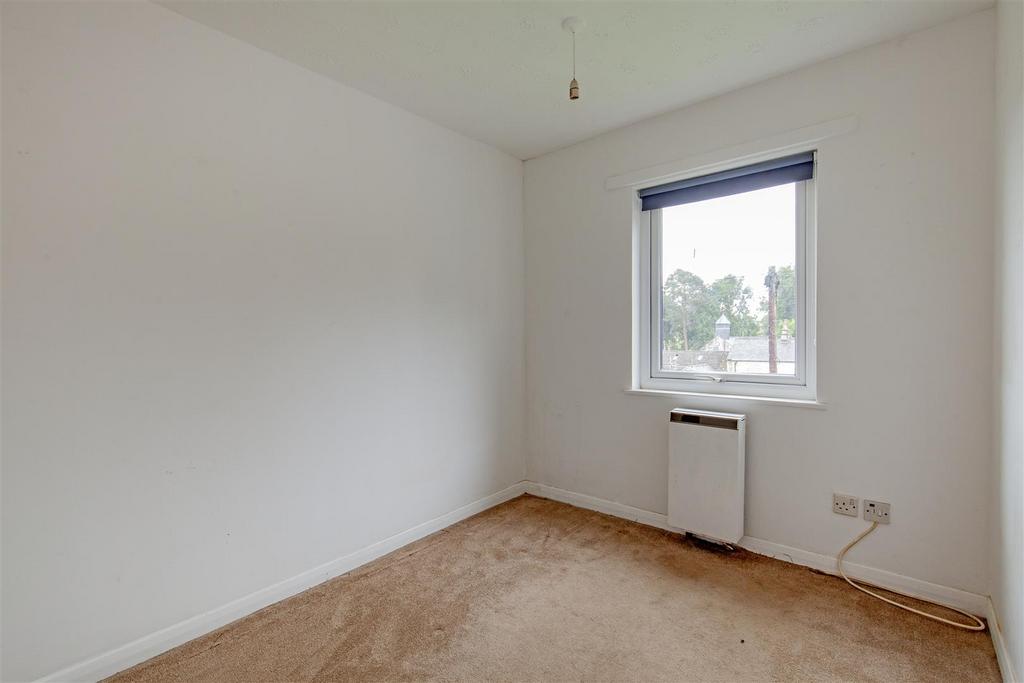 Bedroom 2-1.jpg