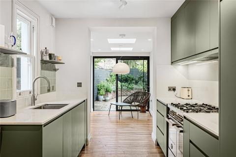 50 Daubeney Road, London, E5 0EF