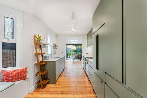 50 Daubeney Road, London, E5 0EF