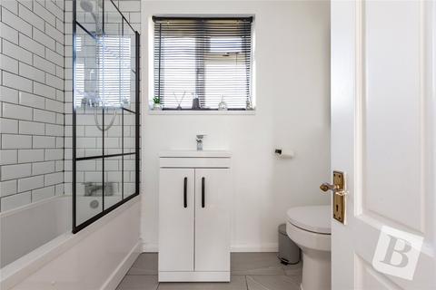 13 Blyth Walk, Upminster, RM14 1RR