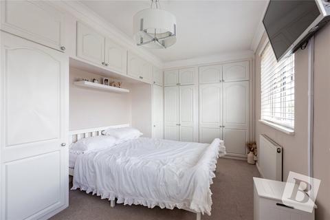 13 Blyth Walk, Upminster, RM14 1RR