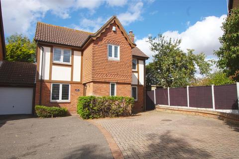 4 bedroom detached house for sale, Cavendish Way, Noak Mead SS15