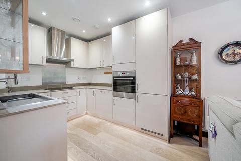 undefined, Frances Drive, Bedfordshire LU6