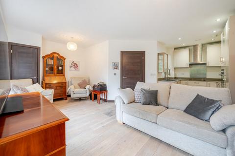 undefined, Frances Drive, Bedfordshire LU6