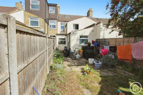 25 Epps Road, Sittingbourne, ME10 1JD