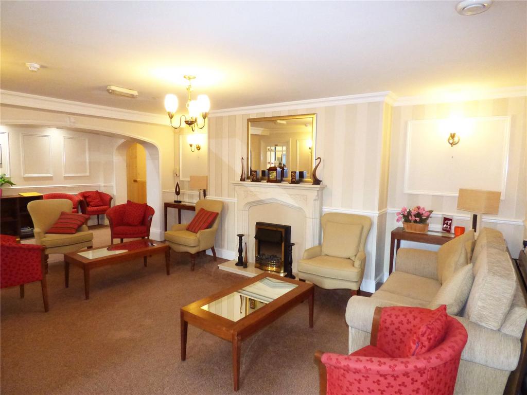 Communal Lounge