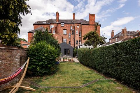 5 bedroom terraced house for sale, New Walk, Beverley, Yorkshire