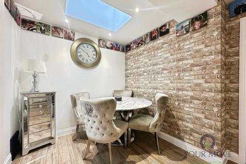 3 bedroom semi-detached house for sale, Birling Road, West Malling ME19