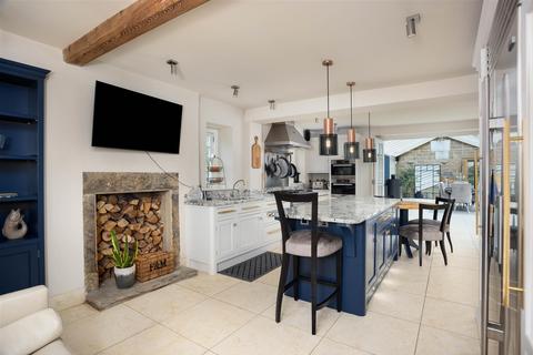8 bedroom detached house for sale, Scotland Lane, Horsforth, Horsforth LS18