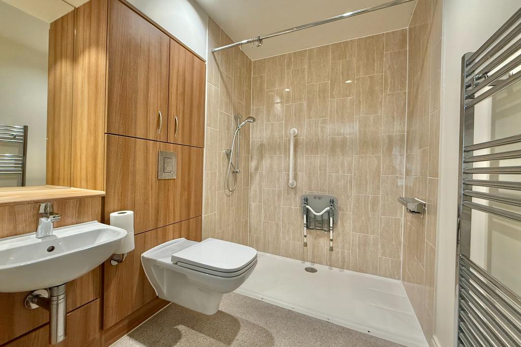 Ensuite