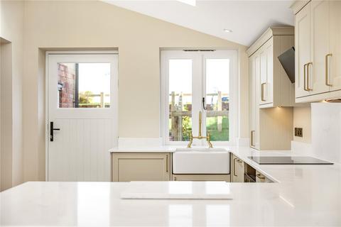 undefined, Hallow, Worcester, Worcestershire